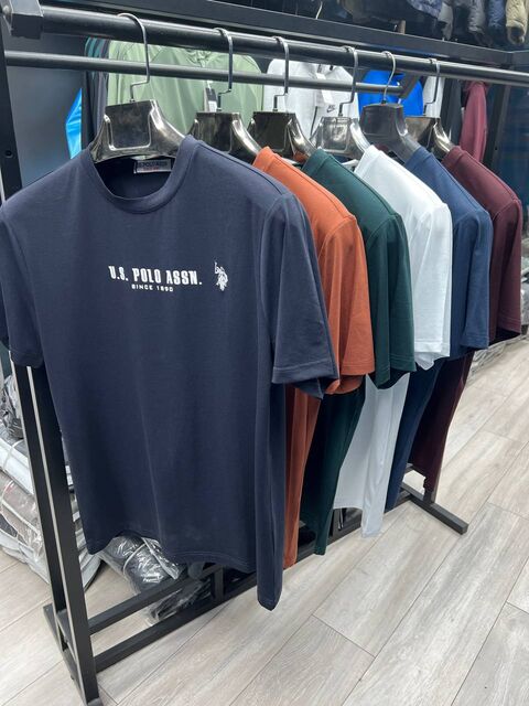 Мужские футболки привозные отличного качества