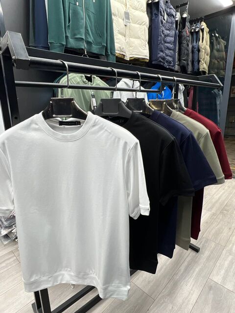 Мужские футболки привозные отличного качества